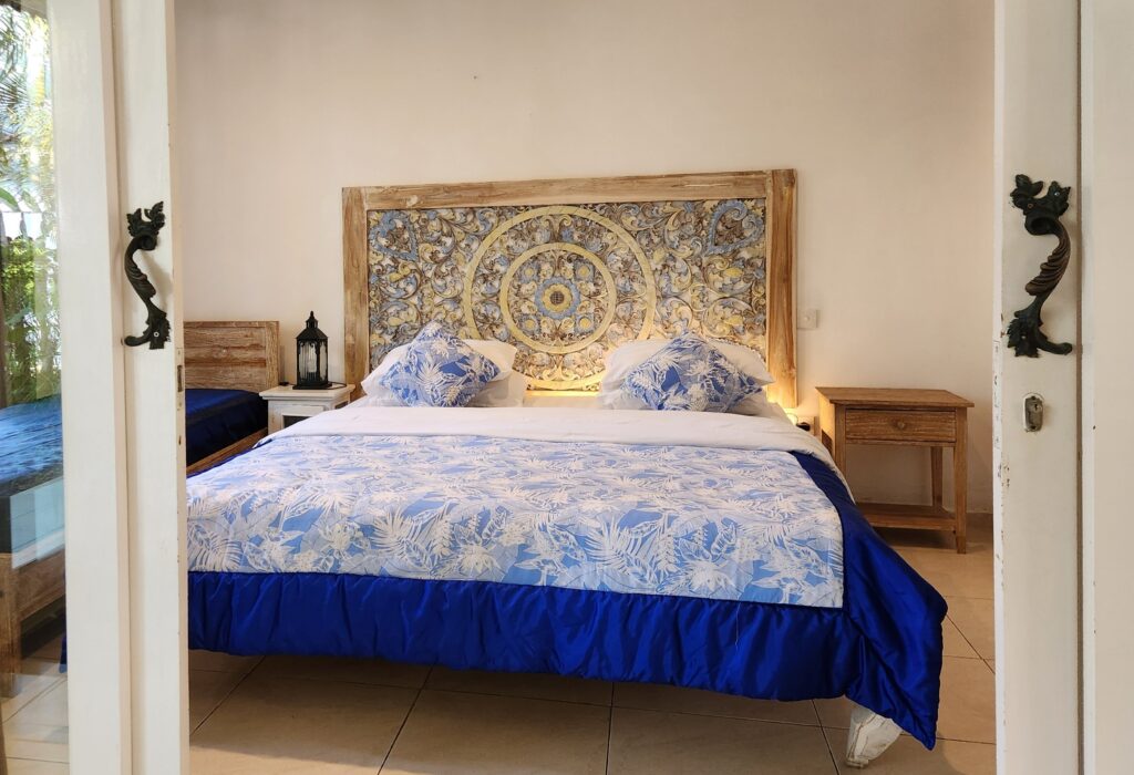 Crest Villa